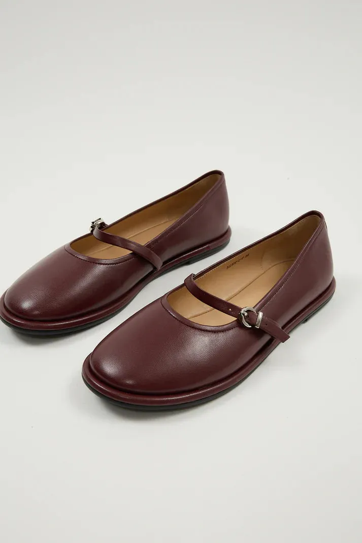 Andrea Wine   Leda Black