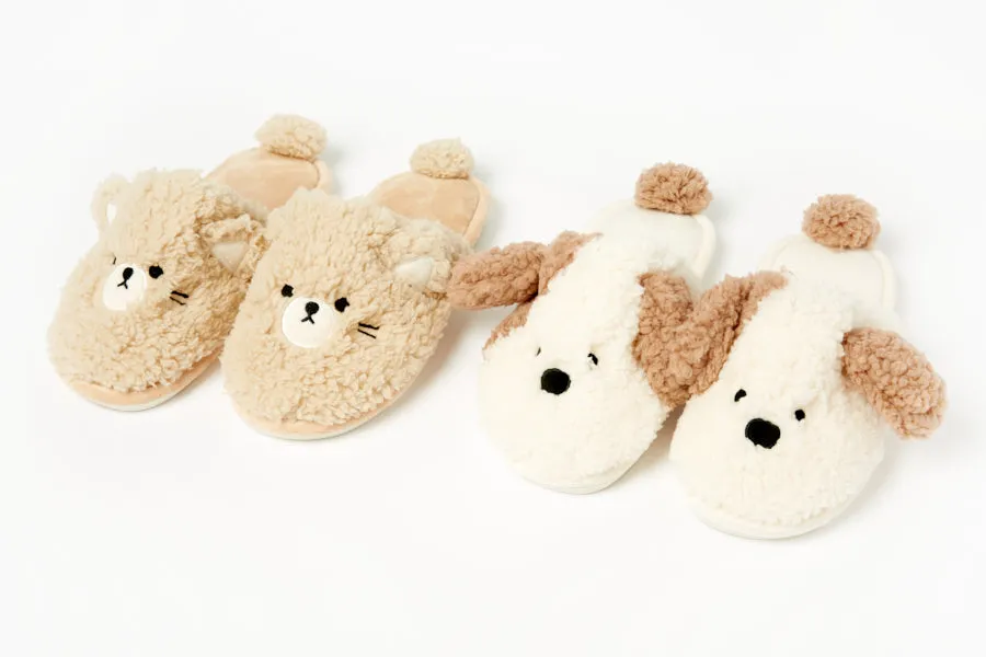 Fluffy Slippers: Cat