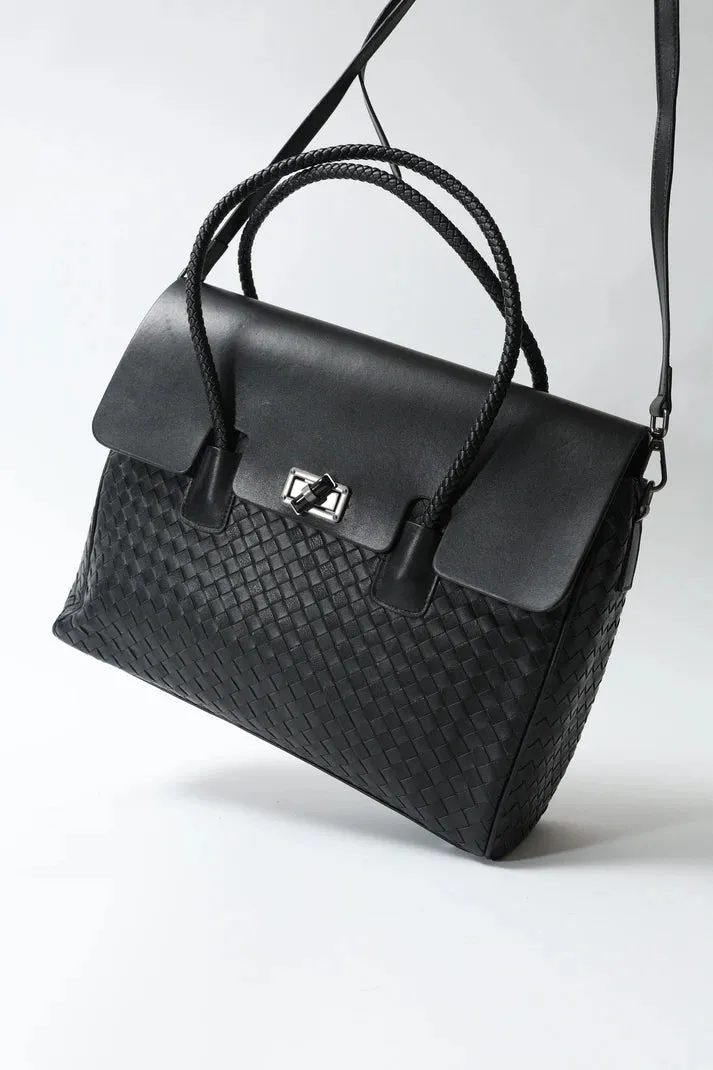 Karisa Black   Leda Black