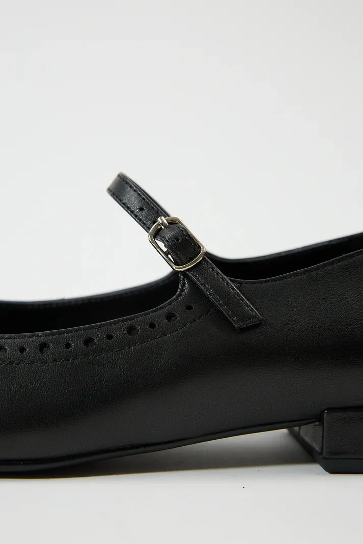 Karisa Black   Leda Black