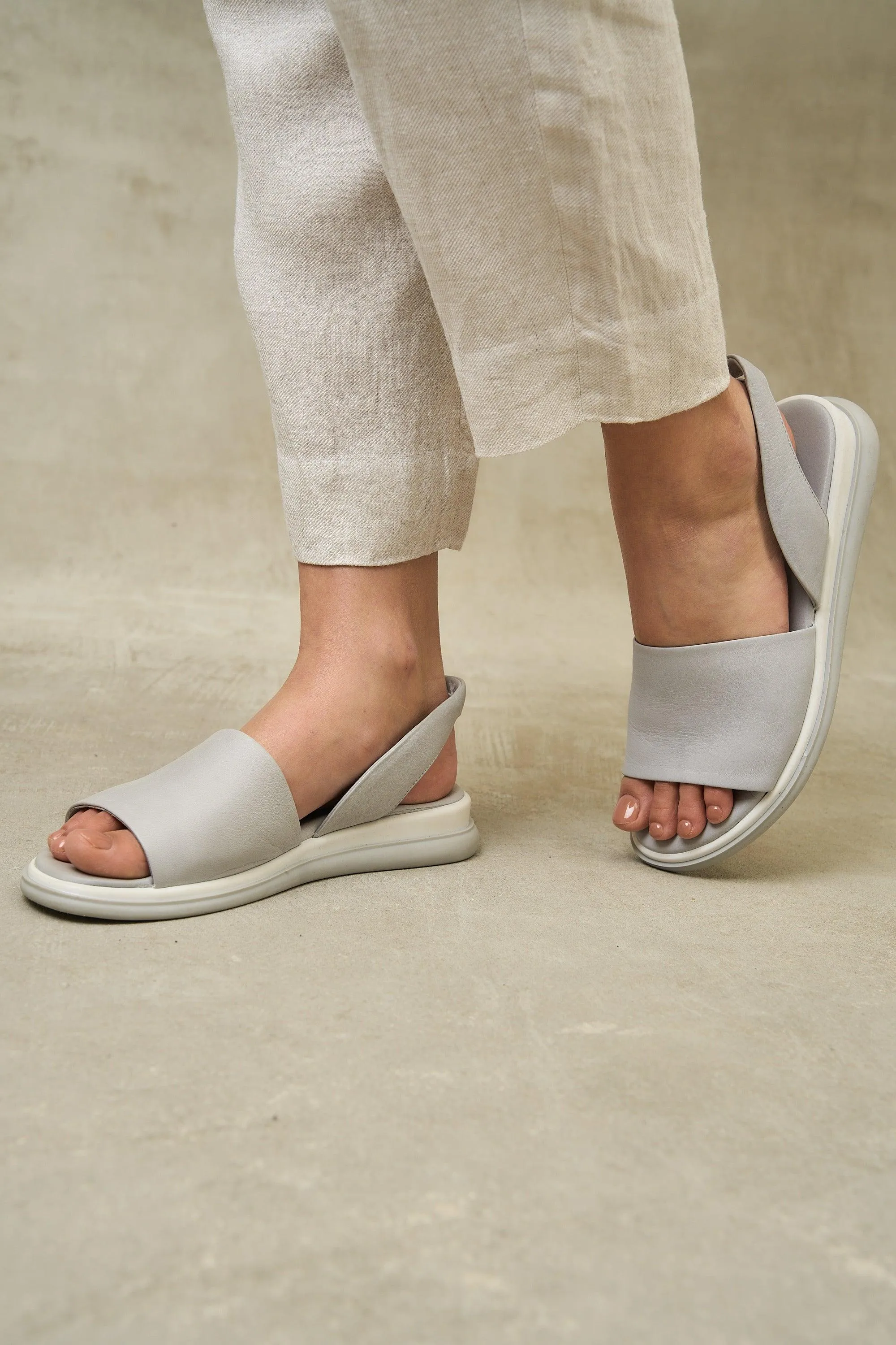 Lola Slide - Black
