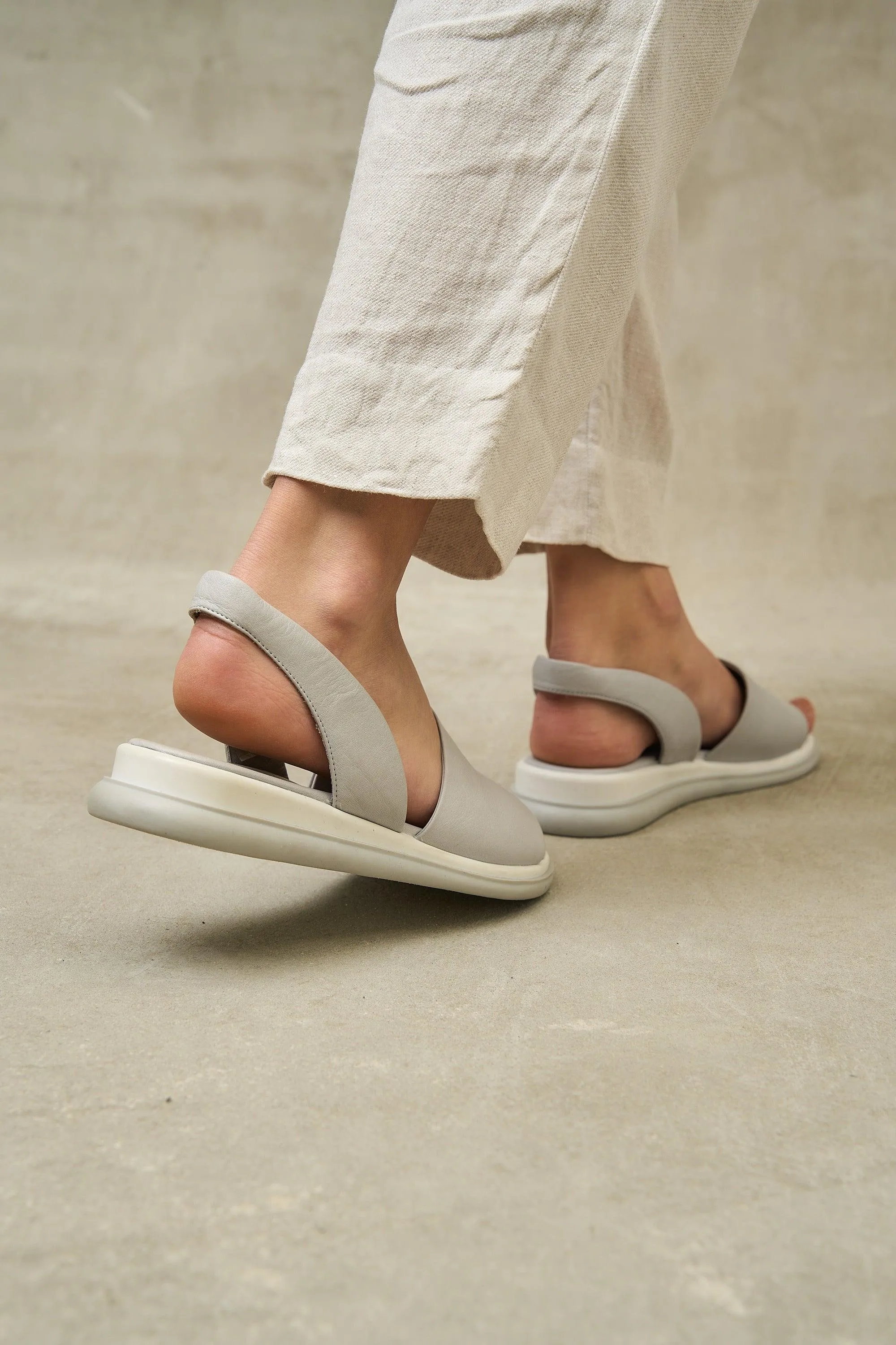 Lola Slide - Black