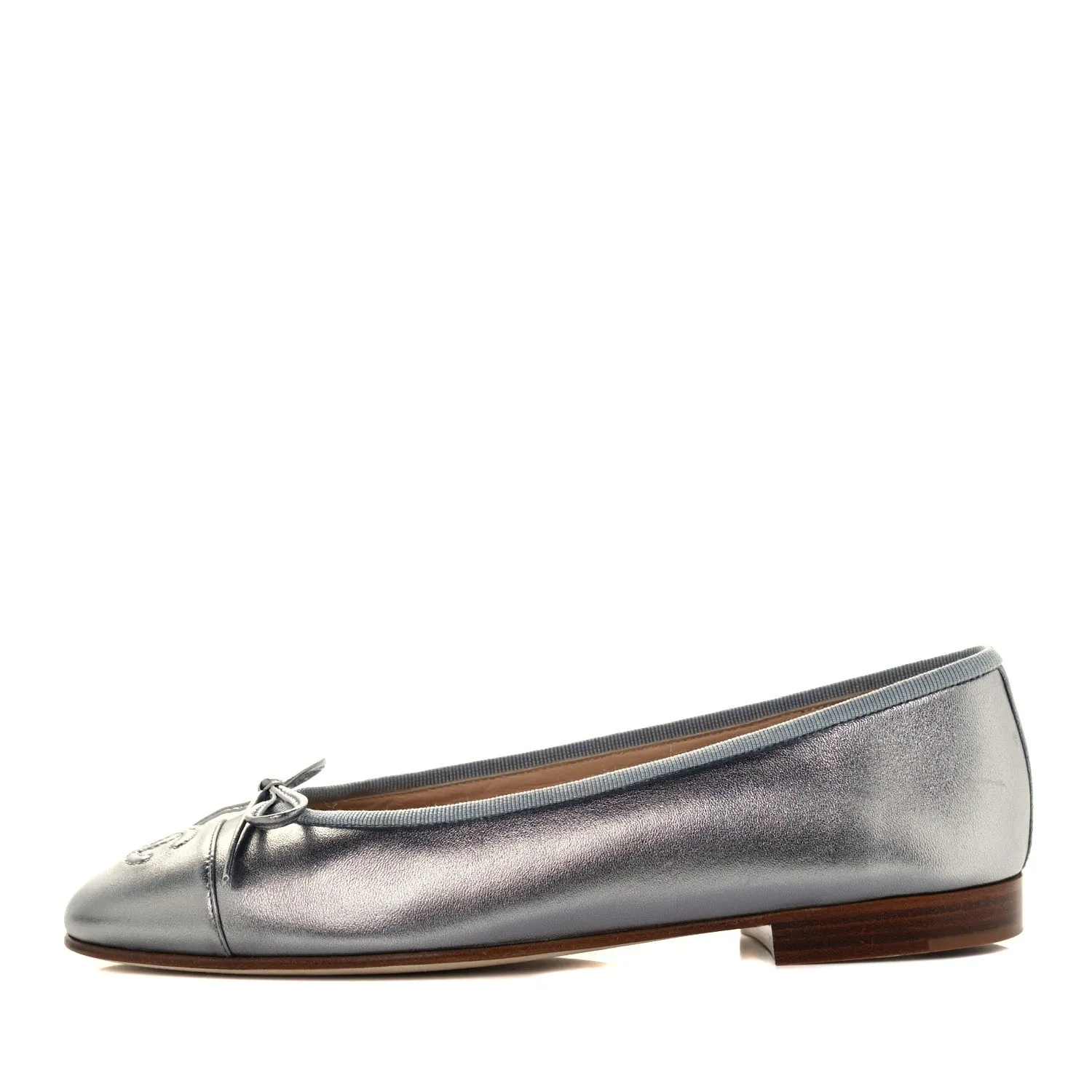 <b>CHANEL </b> <br>Cap Toe Ballerina Flats 39.5