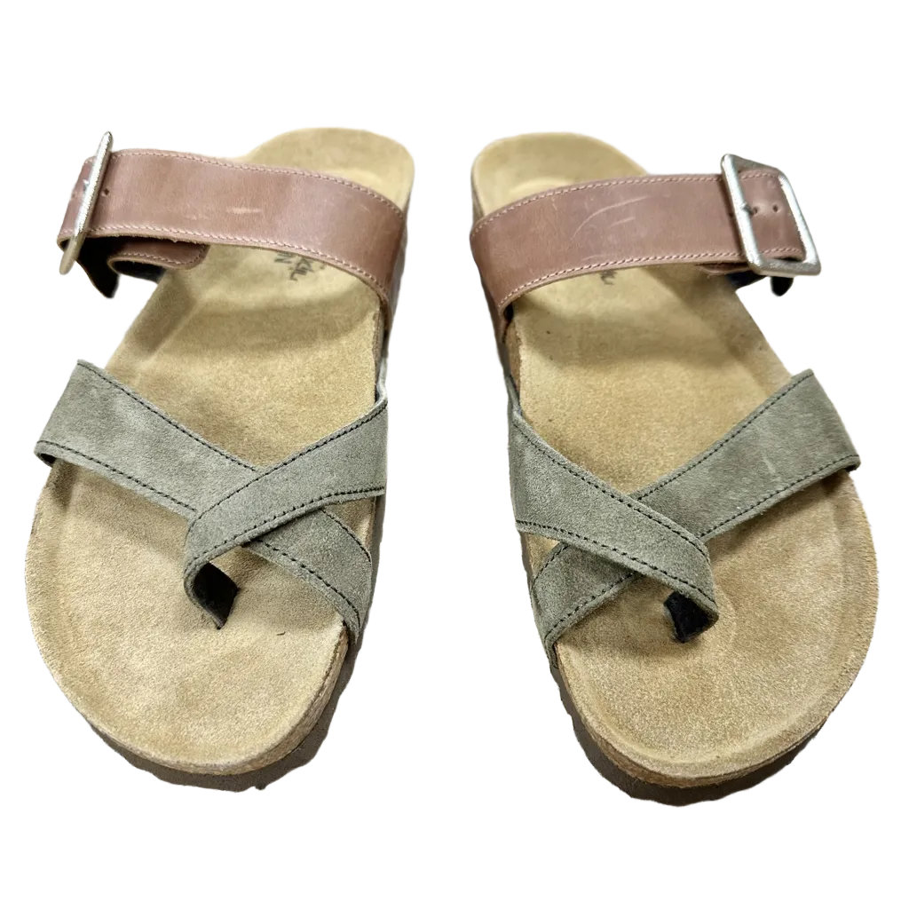Sandals Flats By Naot  Size: 9