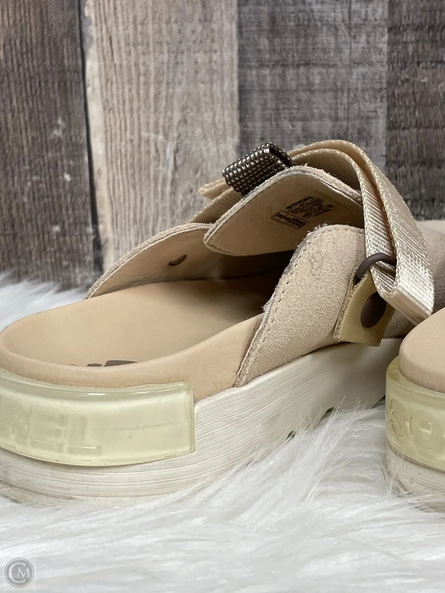 Shoes Flats By Sorel In Beige, Size: 8