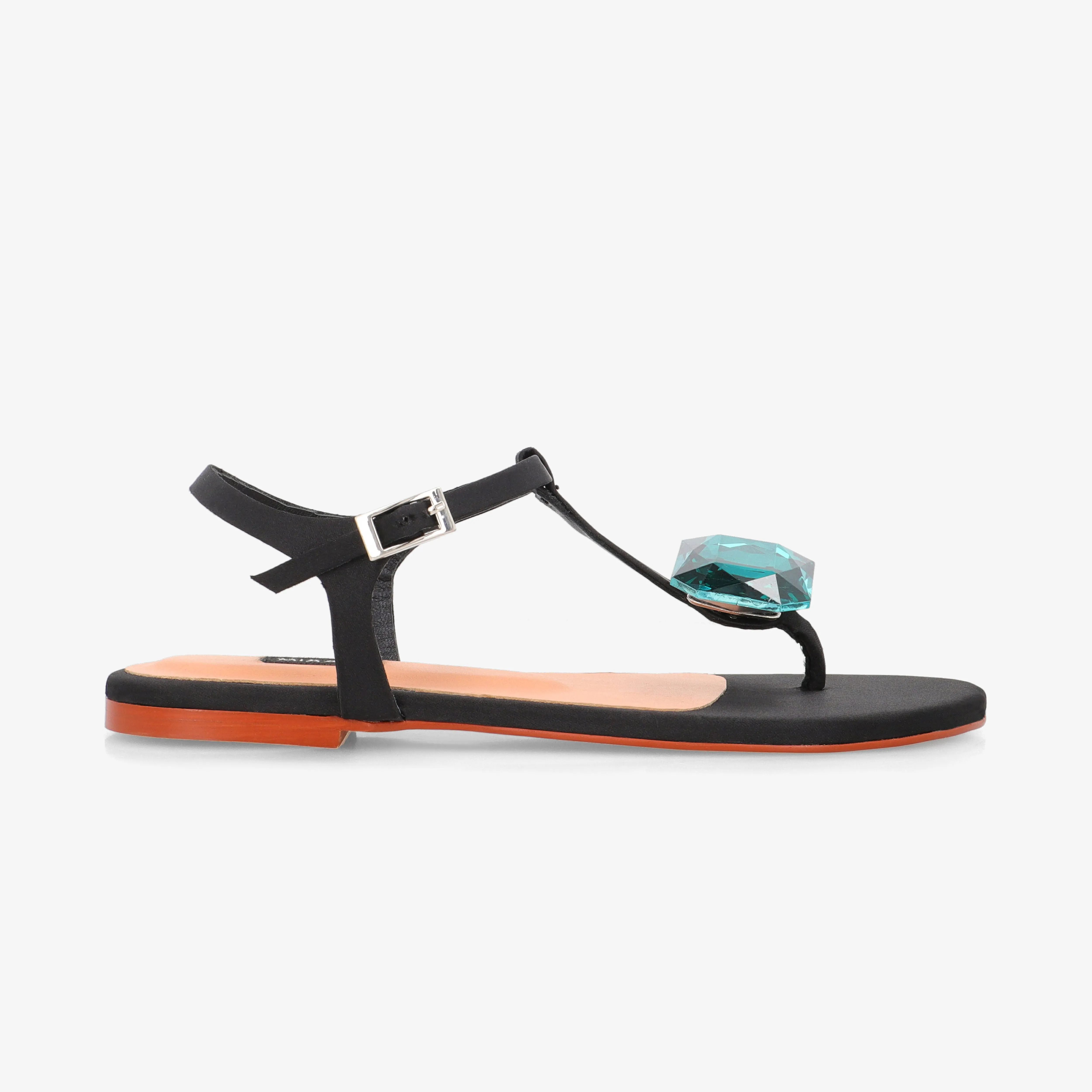 Wardrobe Essential '24 - Lyla